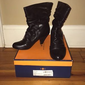 Arturo Chiang black boots